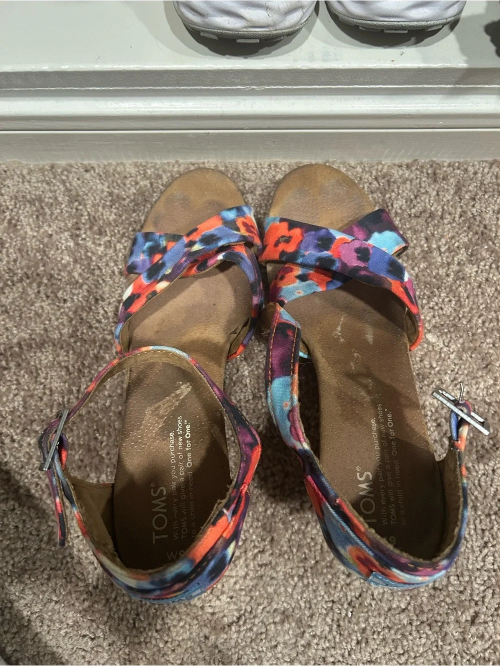 TOMS floral-printed  Oahu cork Wedge Sandals size 9
